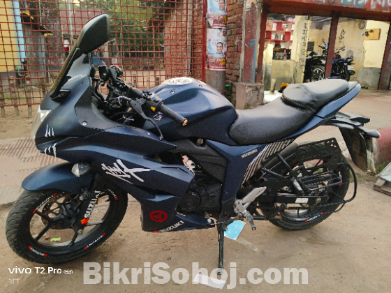 Suzuki Gixxer